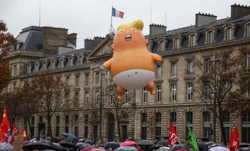 Balloon Paris France November 2018 850