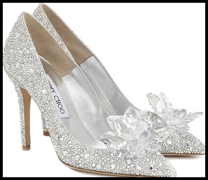 shoes_01 cropped smaller outlined